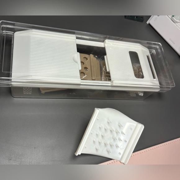 Vegetable slicer slicer and pressing cuter. Bundle of 2 items - Picture 13 of 15